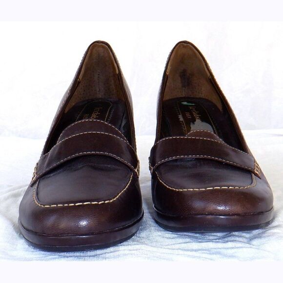 Liz Claiborne Flex brown leather heels - Picture 3 of 5